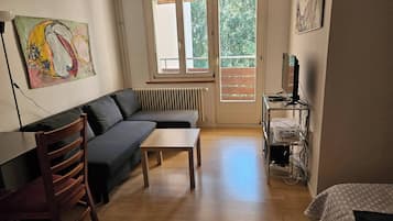 Apartment, 1 Bedroom | Living room