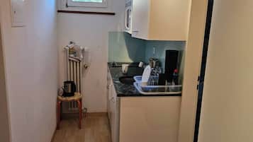 Apartment, 1 Bedroom | Private kitchen