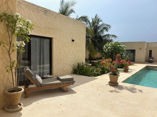 Villa “ Zen Garden "" luxurious Bed & Breakfast in Ngaparou .