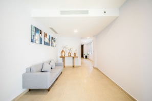 Villa, vistas a la playa, frente a la playa | Caja fuerte, cortinas opacas, sistema de insonorización