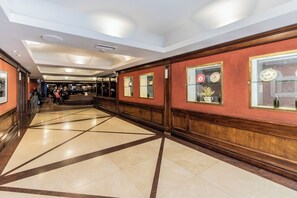 Lobby - Vrbo Property (Buenos Aires)