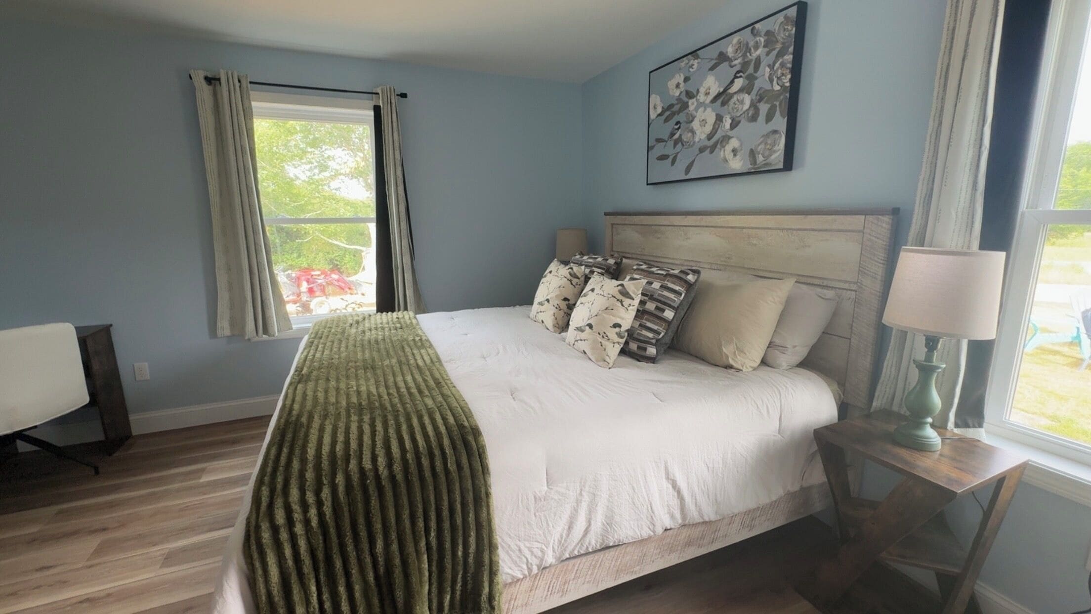 3 bedrooms, desk, iron/ironing board, WiFi