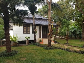 Habitación familiar, vista al jardín | Exterior