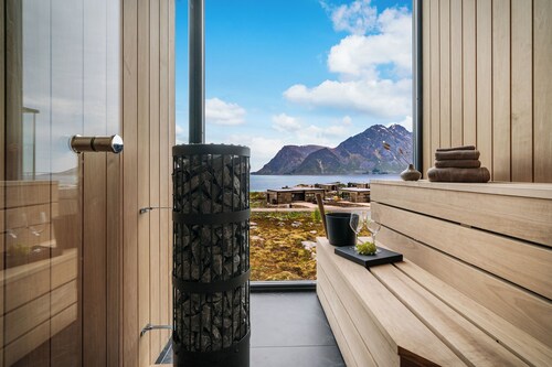 NEW Spectacular Luxury Cabin in Lofoten