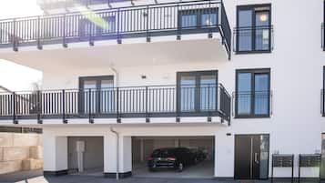 Business Apartment | Garden