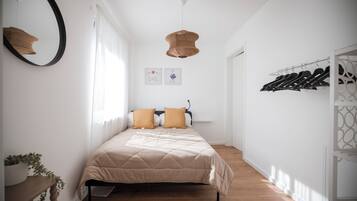 Business-Apartment | Laptopgeeigneter Arbeitsplatz, kostenloses WLAN