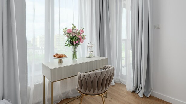 A modern room with a white desk, a chair, and a window with sheer curtains. - New House With Pool Near Beach (Warsaw)