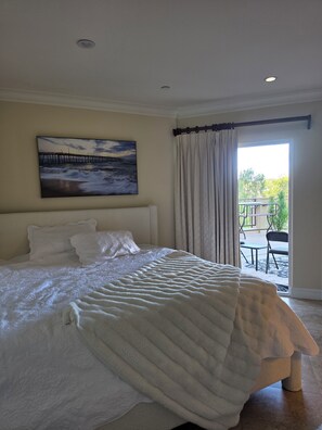 Iron/ironing board, WiFi, bed sheets - Cozy 1-bedroom studio with AC in tranquil Los Angeles (Los Angeles)