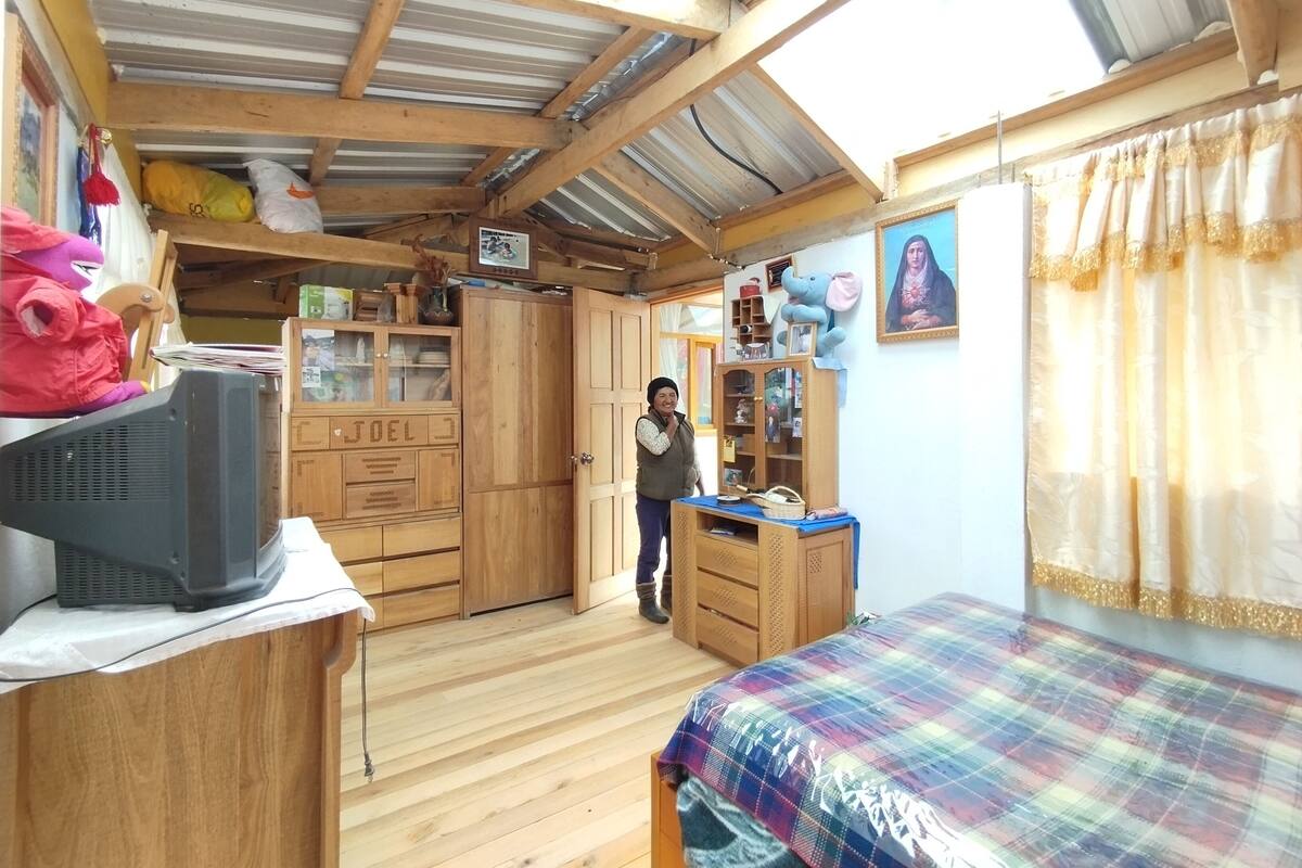 Standard Double Room, Mountain View | WiFi (free)