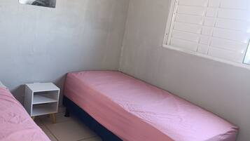 2 chambres, draps fournis