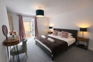 Room - Olea Tree House| Free Parking |Addenbrooke's (Cambridge)