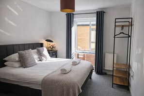 Room - Olea Tree House| Free Parking |Addenbrooke's (Cambridge)