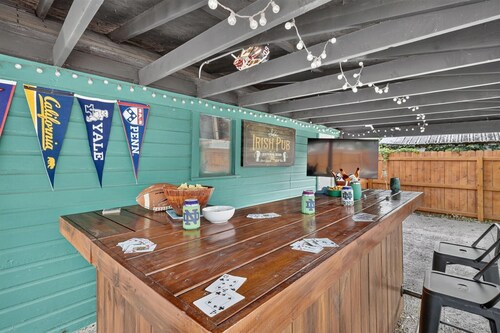 Campus to Cookout-Your Perfect Notre Dame Stay!