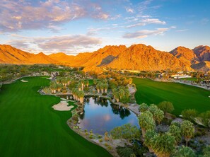 Golf - Brand-New, Spacious Desert Oasis - Pool, Spa & Mountain Views (La Quinta)