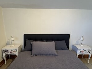 Room - Wairarapa Rural Retreat, 5 minutes from town. (Masterton)