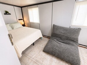 1 chambre, accès au Wi-Fi (inclus), literie fournie