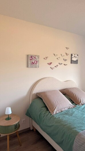 1 bedroom, iron/ironing board, free WiFi, bed sheets