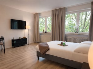 1 bedroom, iron/ironing board, WiFi, bed sheets - Boutique Apartment im Herzen von Essen (Essen)