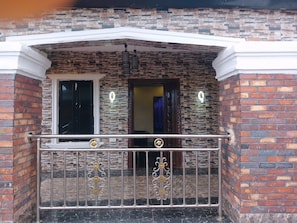 Exterior detail - OD&JHOTEL&SUITE EVENT CENTER LTD (BENIN CITY)
