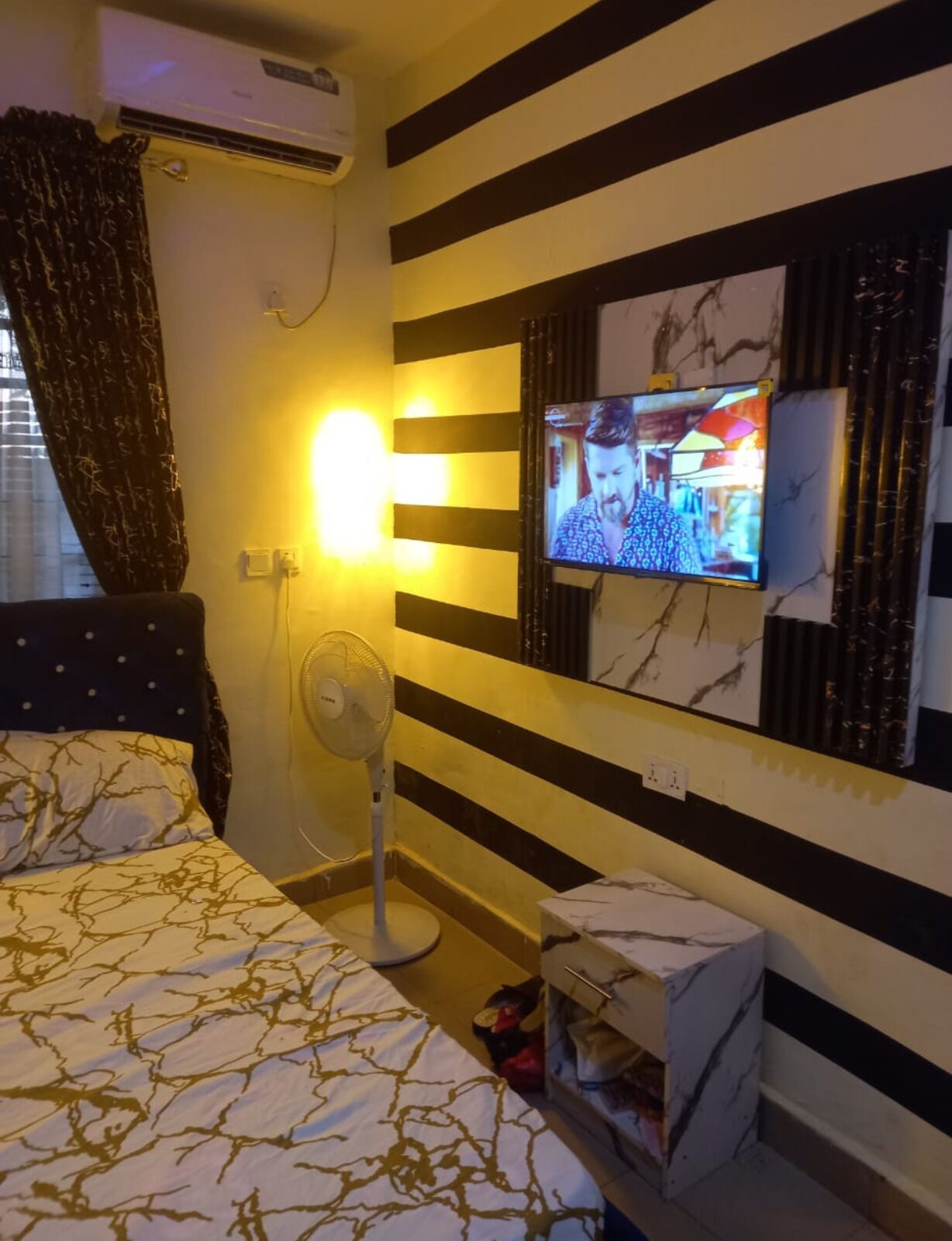 ห้องคอมฟอร์ท, ปลอดบุหรี่