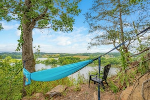Tent, 1 Bedroom, River View, Mountainside | Individually decorated, individually furnished, bed sheets - GlampVentures  (Newport)