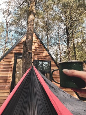 Romantic Cabin, 1 Bedroom, Garden View, Mountainside | Terrace/patio - GlampVentures  (Newport)