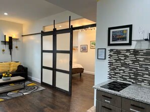 Interior - Uber Close to Ohio City, Cleveland - Lower (Cleveland)