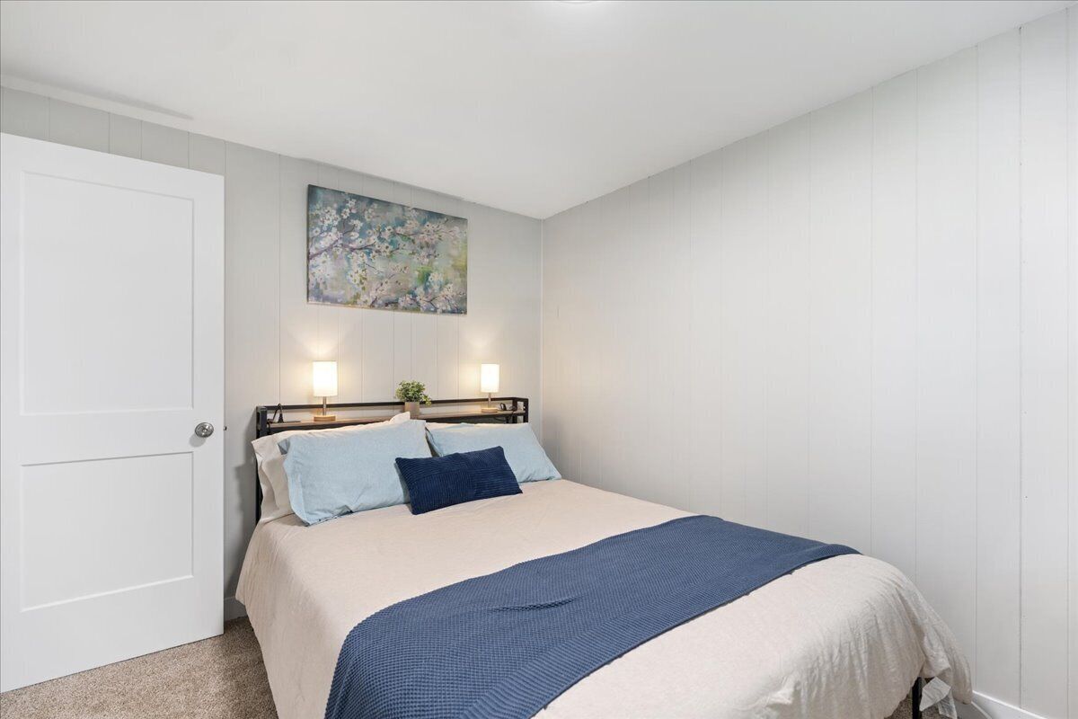 3 bedrooms, WiFi (free), bed sheets
