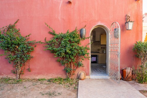 Spacious 4-bedroom house in Palmeraie Marrakesh with A/C