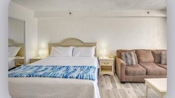 Apartment, Balcony, City View | Free WiFi