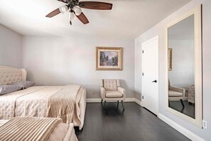 5 habitaciones, escritorio, tabla de planchar con plancha y wifi gratis 