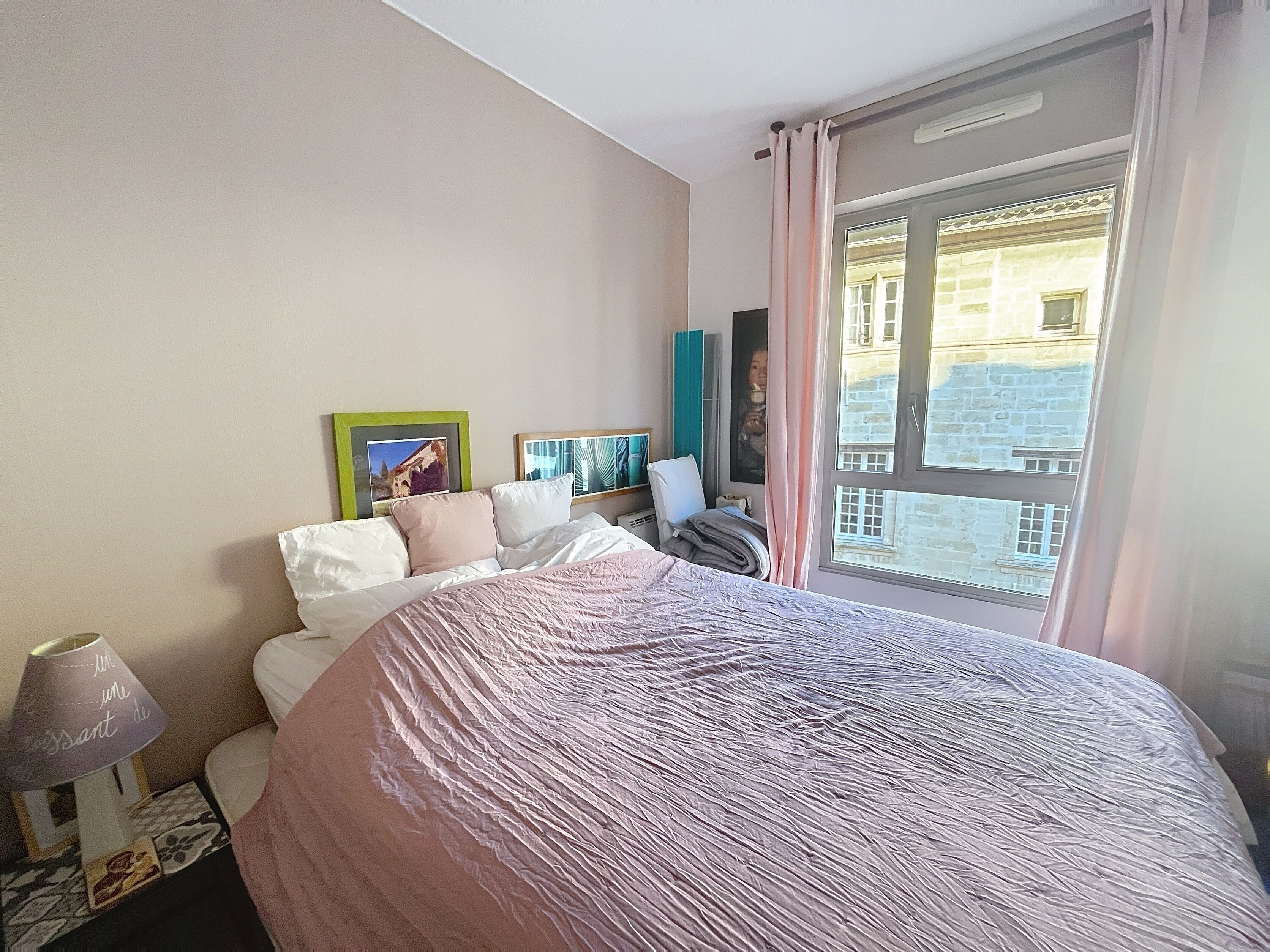 Iron/ironing board, WiFi (free), bed sheets