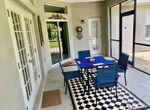 Outdoor dining -
Tropical Serenity Stay: A Florida Oasis Minutes from Beaches & St. Augustine (Palm Coast)