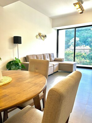 Unclassified image, 5 of 36, button - Modern Apartment - 35 min from Surf City, Mountain View (Santa Tecla)