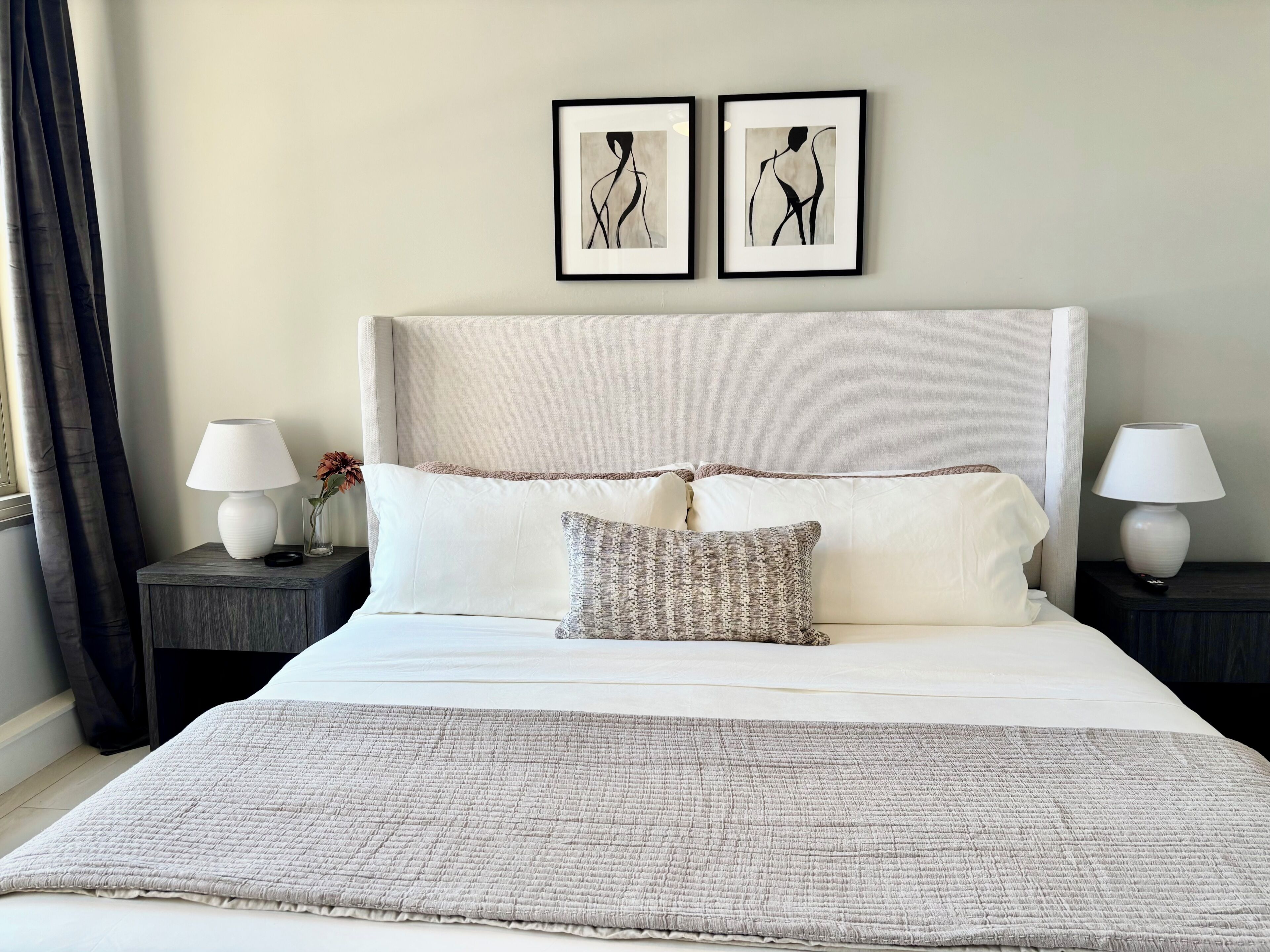 Iron/ironing board, WiFi, bed sheets