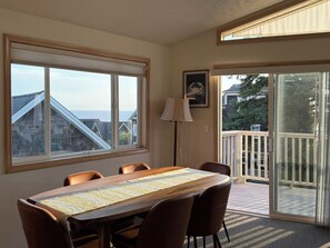 Dining - Panoramic Ocean-View Escape: Steps to the Beach! (Lincoln City)
