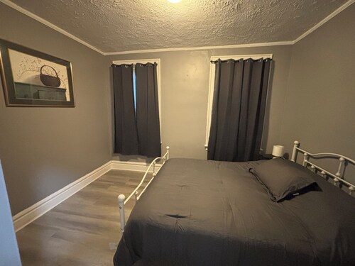 Modern 2-bedroom apartment near Airport