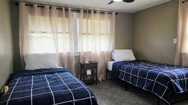 3 Schlafzimmer, Bügeleisen/Bügelbrett, WLAN, Bettwäsche