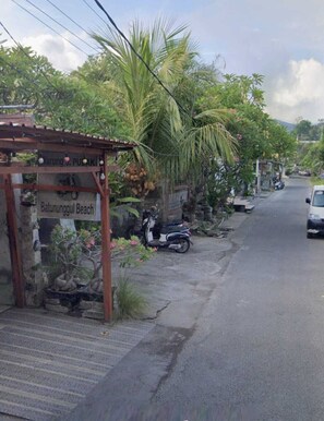Miscellaneous - Collection O near Nusa Penida Beach (Bali)