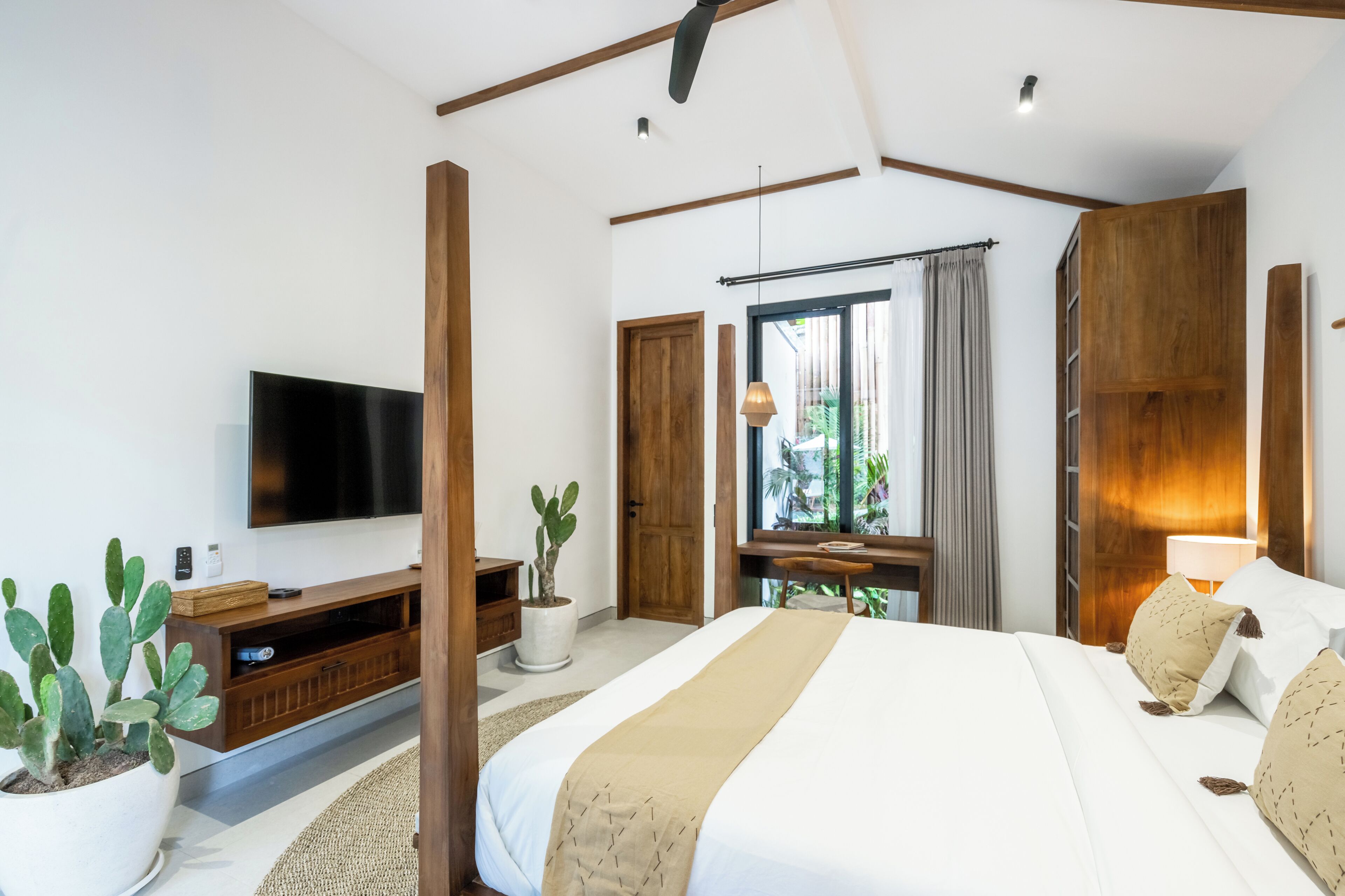 Caja de seguridad en la habitación, wifi gratis y ropa de cama 