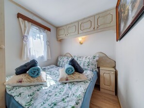 Room - Classic by Interhome (Leśna)