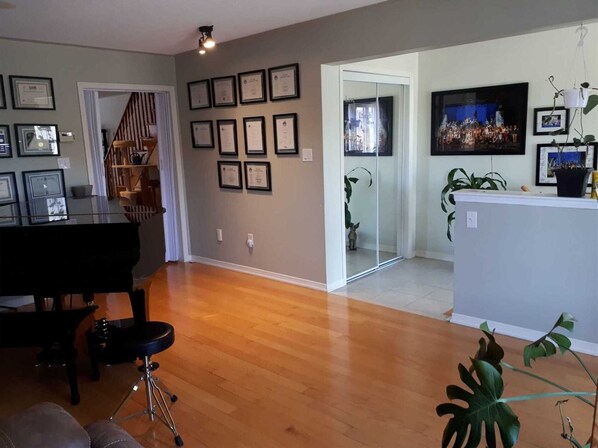 Lobby - Cozy Home by Trails (Aurora)