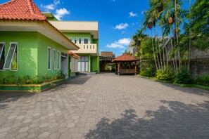 Imej tidak diklasifikasikan, 3 daripada 65, butang