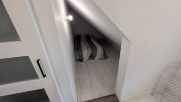 3 habitaciones, wifi gratis y ropa de cama