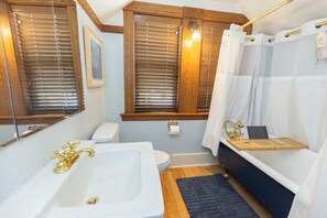 Kylpyhuone