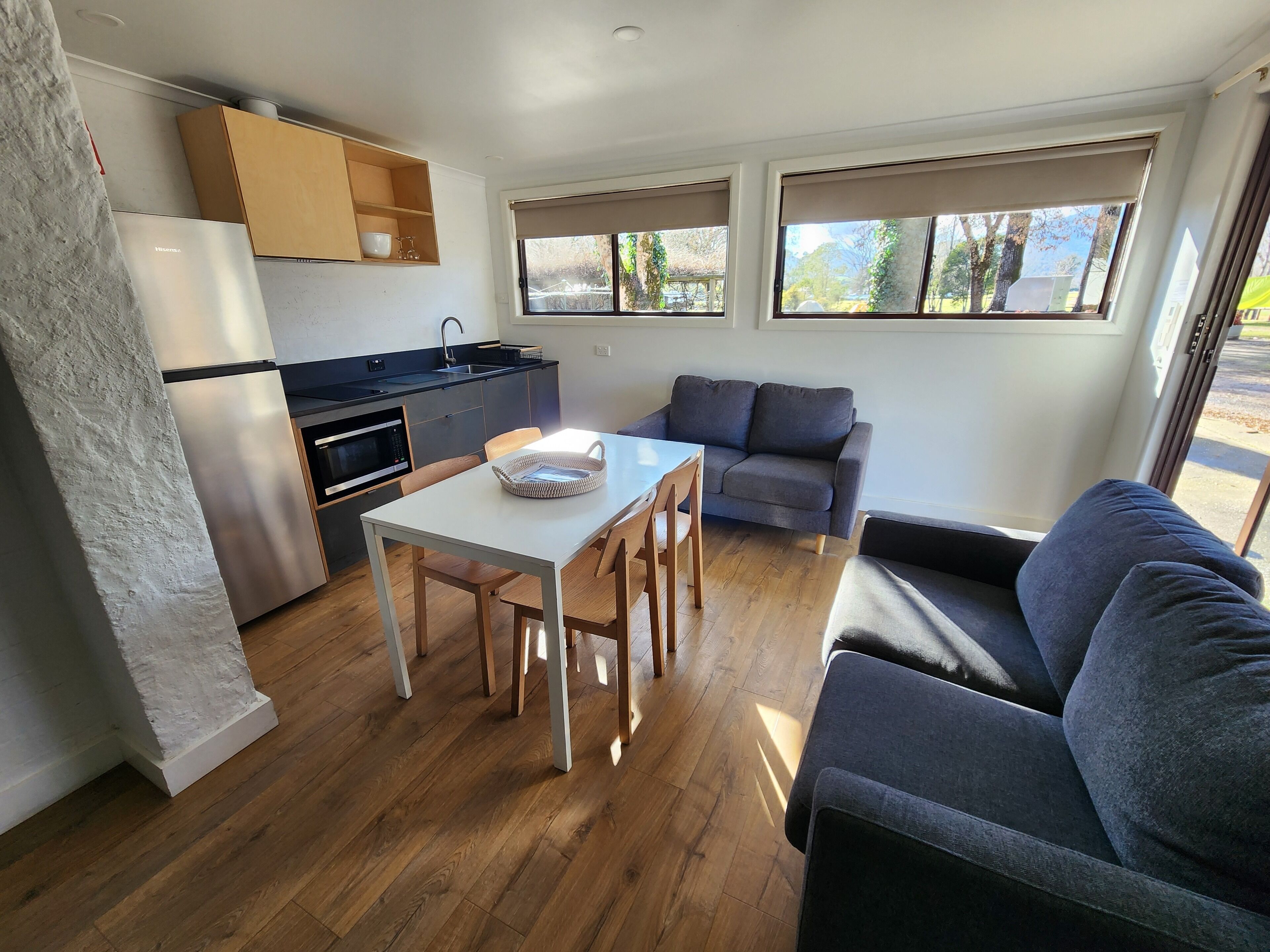 Family Cabin | Living area
