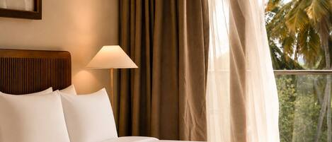 Family Quadruple Room, Balcony, Beach View | Desk, laptop workspace, free WiFi