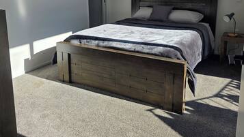 3 bedrooms, WiFi, bed sheets