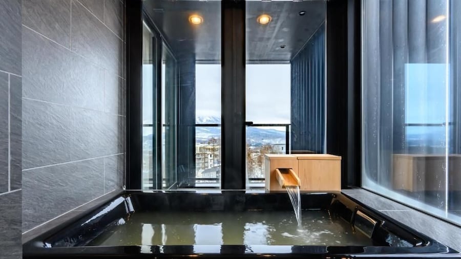 HOTELA Niseko Towers