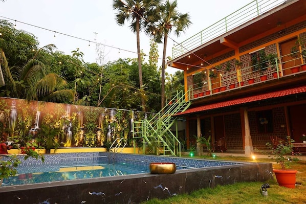 Suite estudio familiar, vista al resort | Alberca | Alberca al aire libre